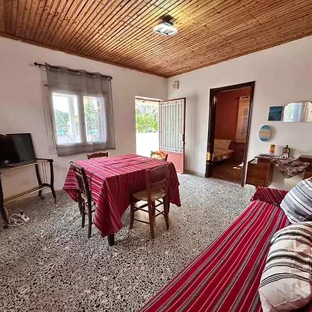 Home Vila Katakolo